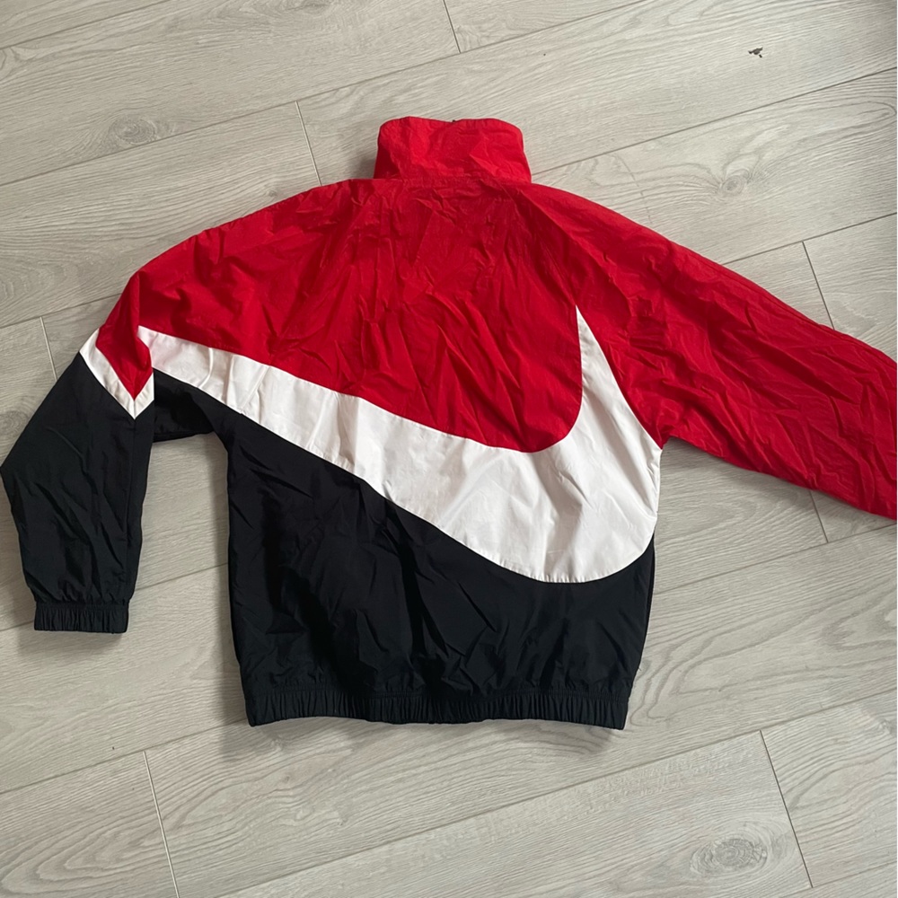 Nike Windbreaker/ Jacket - Picture 2 of 3